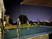 Jianshui · Jing Su Tao Ran Xi Xin Xiao Zhu (Zitao Town) - Pools