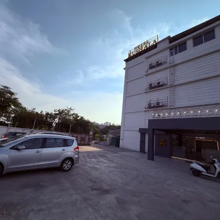 Hotel Kushala Grand, Dombivali
