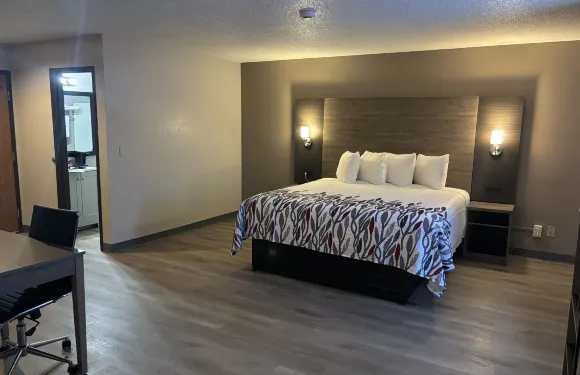 紅屋頂套房酒店，漢蒙德，印第安納州