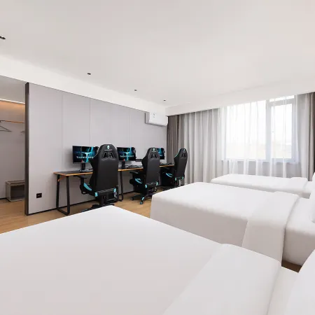 Thor eSports Hotel (Shuozhou Shuocheng District, Jianshe Road Branch) Отели в г. Шуочжоу