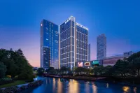 百年滙國際公寓（佛山國際體育文化演藝中心新城東地鐵站店）
