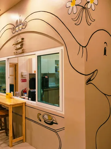 รูปภาพของเดอะร็อค โพสเทล ป่าตอง