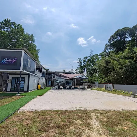 Galaxy Homestay (Muslim)