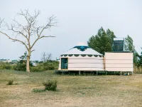 DoulegenLuxury nomad camp Hotels in Zhenglan Banner
