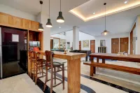 Collection O near Universitas Pelita Harapan formerly Ohana Residence Karawaci