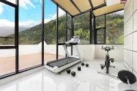LuHe Luhe · Oxygen-Rich Hotel(Shuangqiao Valley Scenic Area)