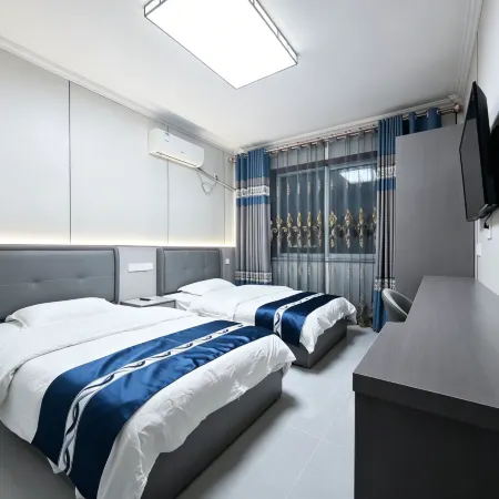 Qiangzhai Homestay (Ningqiang South Station)
