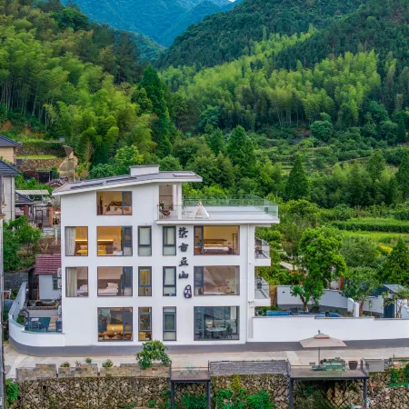 Tonglu Qimu Qiushan · Pet-friendly Villa Stream Tracing Boutique Stay (OMG Heartbeat Park)