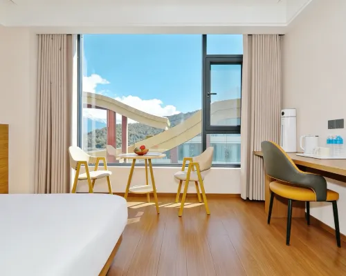 Meili Shenfeng Yijing Homestay Hotels in Deqin