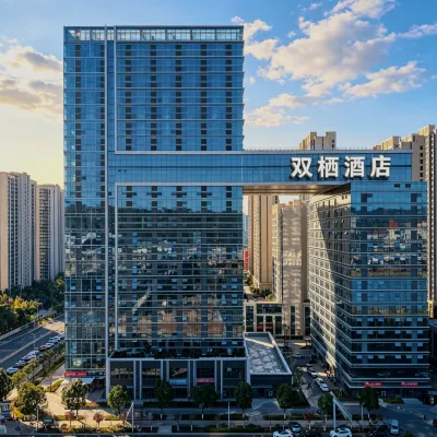 雙棲花園酒店（昆明高鐵南站雲南師範大學店） 鄰近白龙湖的酒店