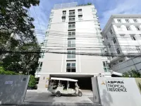 Aspira Tropical Residence Thong Lor Отели рядом с достопримечательностью «Торговый центр SeenSpace»