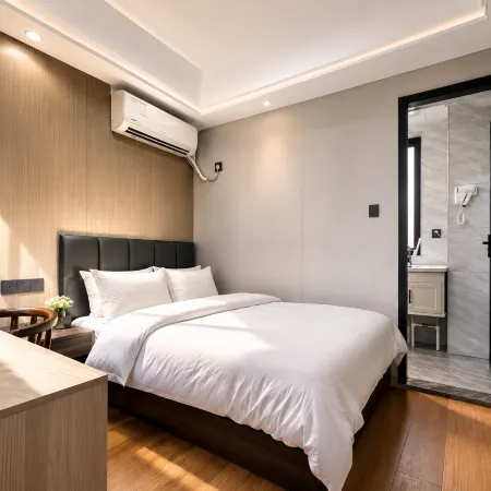 Phoenix Business Hotel (Kaiyuan Tiancheng Branch)