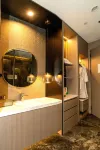Wanyuan Jinchi Hotel - parking