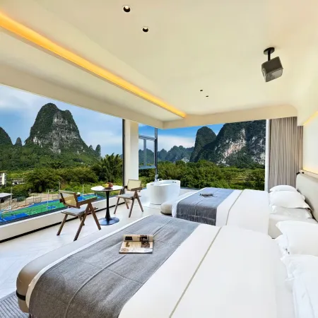 Huahangyu Hotel (Xingping 20 Yuan Scenic Area)