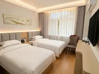 Jiayuguan Zhucheng Yueting Hotel (Guancheng Fantawild Silk Road Dreamland) - parkir