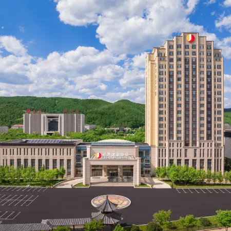 Legend Jianguo Hotel