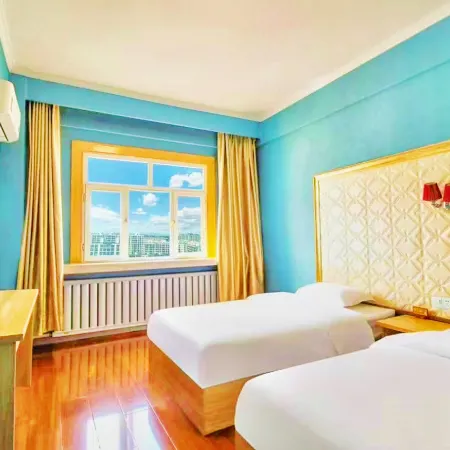 Pod Choice Hotel (Korla Railway Station Exit)