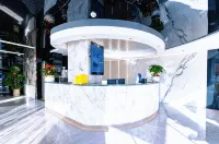 Wozhou Yueju Hotel (Xinchang Wanda Plaza) - 2-Star