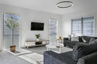 Brand New Cosy Retreat in Taupo -  Holiday Villas