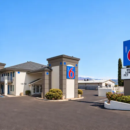 Motel 6 Safford, AZ