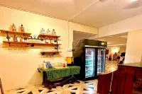 Hillside Resort - Bar