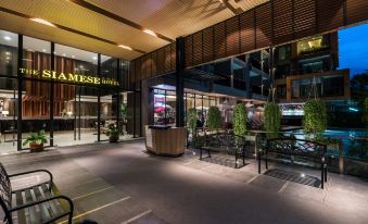 The Siamese Hotel by Pcl