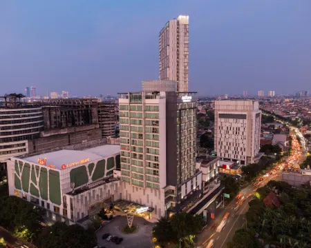 Midtown Residence Surabaya Hotels in Wonokromo