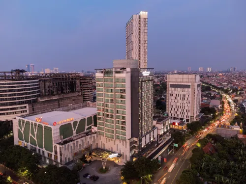 Midtown Residence Surabaya Hotels in Wonokromo