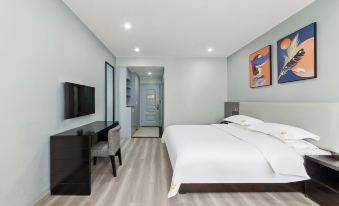 Home Inn Baiyun Hotel (Longyan Institute of Technology Wanda Plaza Branch)