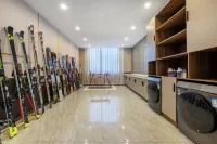 Aifeel Hotel (Tonghua Municipal Government Yuhuangshan Park)