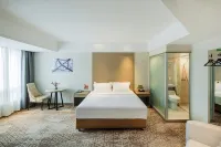 Oasis Beautiful Scenery International Hotel