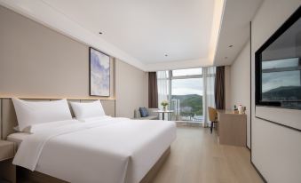 Starway Hotel (Dazhou Luofu Plaza)