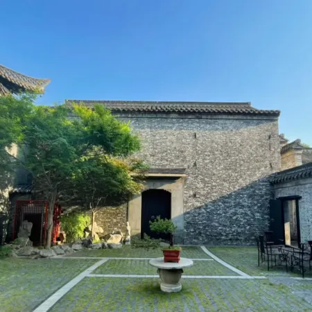 Xiaopangu Inn