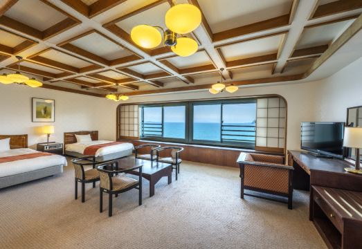 호텔 뉴 아카오