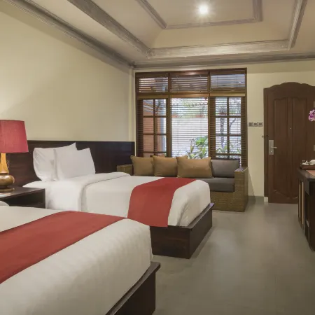 Griya Santrian a Beach Resort Отели рядом с достопримечательностью «Пляж Сегара»