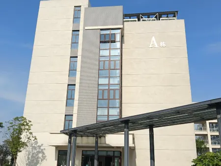 Zhongqiyan Hotel Отели рядом с достопримечательностью «Dafenggang Ocean World»