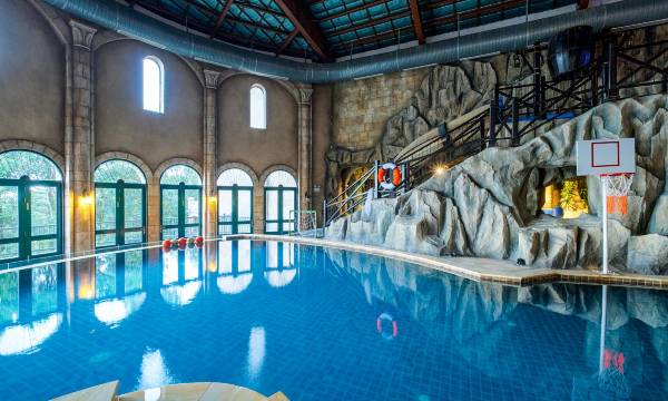 Mercure Danang French Village Bana Hills