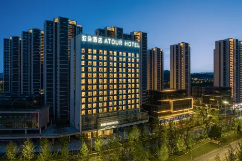 Atour Hotel Deqing High-speed Railway Station Cloud Park