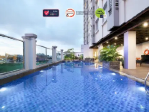 Swiss-Belinn Tunjungan Surabaya Hotels in Genteng