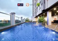 Swiss-Belinn Tunjungan Surabaya Hotels in Genteng