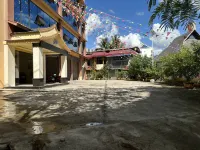 โรงแรมฮอลิเดย์หยุนฟาน เหมิงหลา - โรงแรมราคาถูก