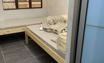 Kung Fu Hostel