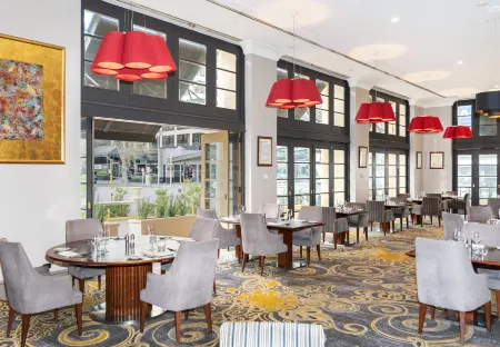 Duxton Hotel Perth Отели рядом с достопримечательностью «Кафедральный собор Сейнт Мэри»