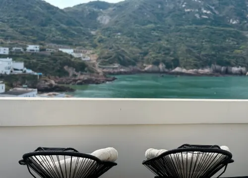 HUANIAO M SEAVIEW VACATION HOTEL - Private Pools