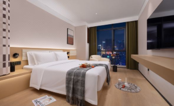 More Hotel (Shangrao Wuyue Plaza)