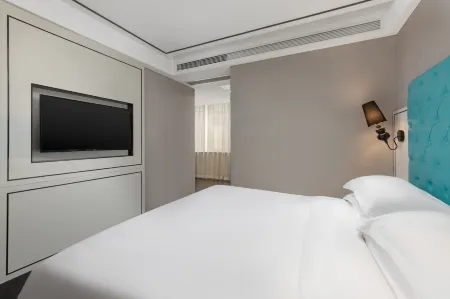 Xana Hotelle (Chongqing Jiefangbeibuxingjie Hongyadong)