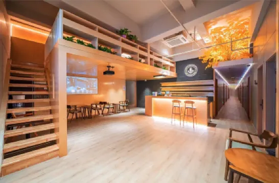 Aichao Fashion Hotel Hotel di Distrik Xuhui