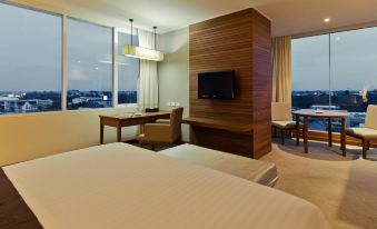 Sunee Grand Hotel and Convention Center
