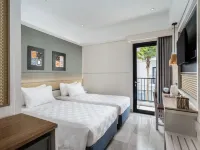 Swiss-Belcourt Lombok Hotels in Lombok