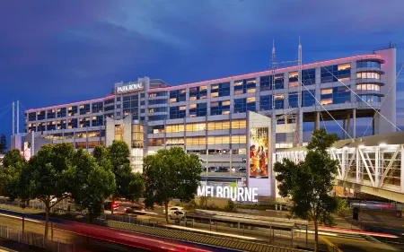 PARKROYAL Melbourne Airport Отели в г. Булла